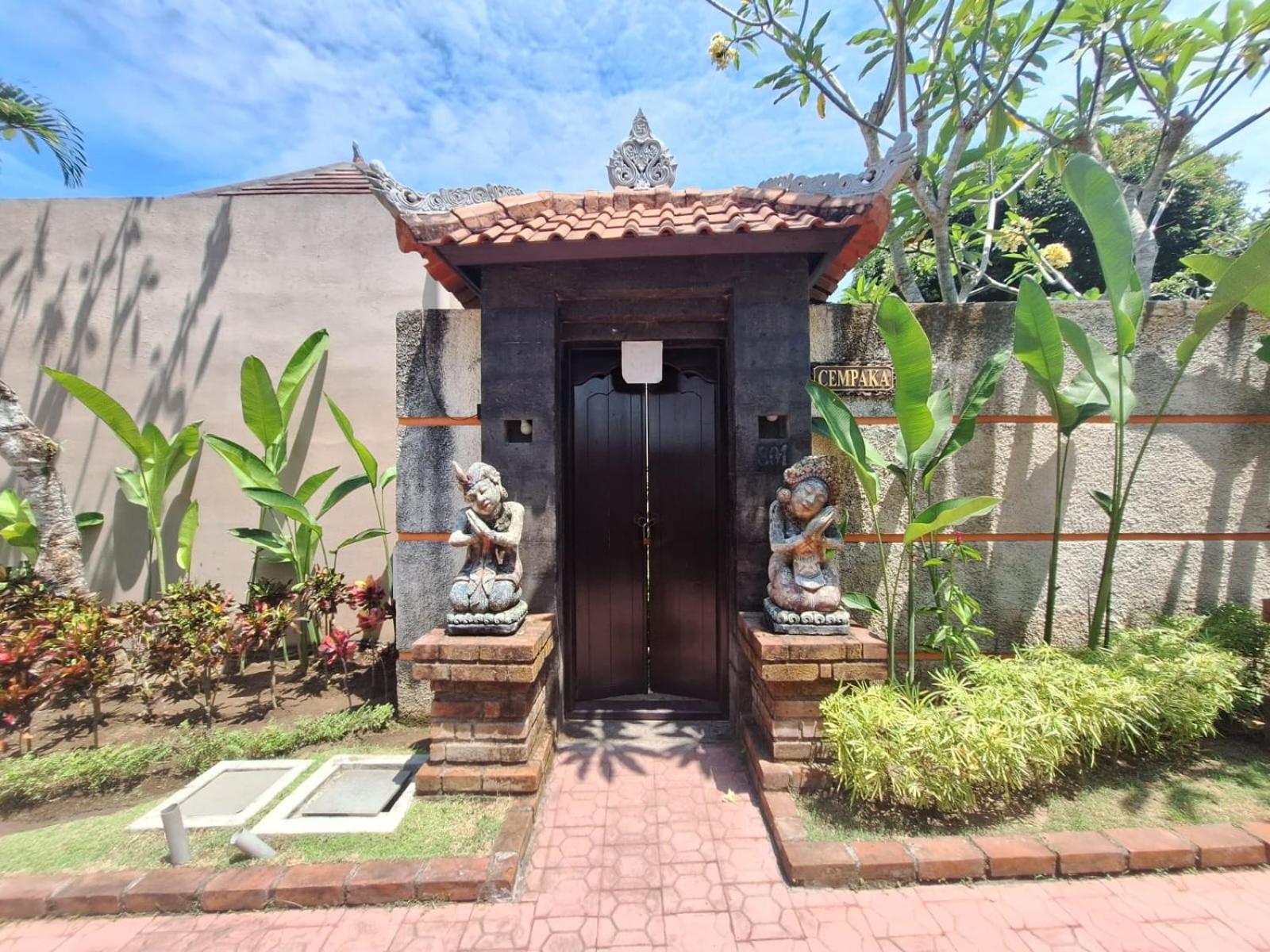 Sukawati Kartika Dahayu Private Pool Villas מראה חיצוני תמונה